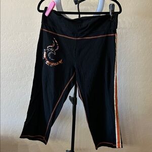 Harley Davidson yoga, pant capris